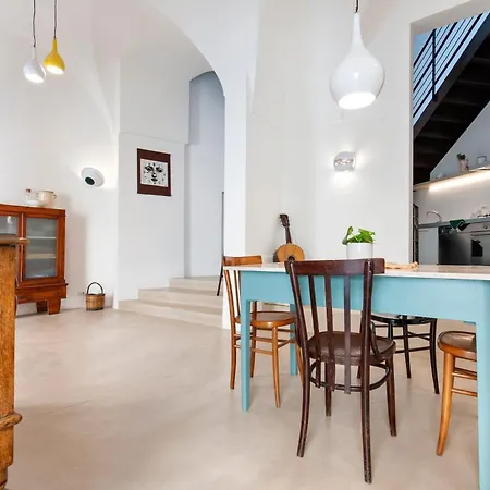 Chez Mama Boutique - Selection شقة ليتشي