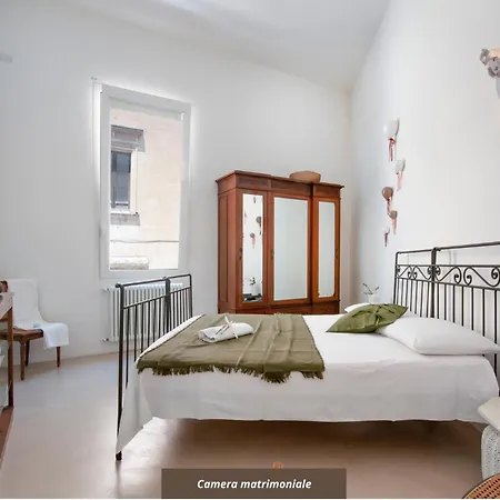 Chez Mama Boutique - Selection شقة ليتشي